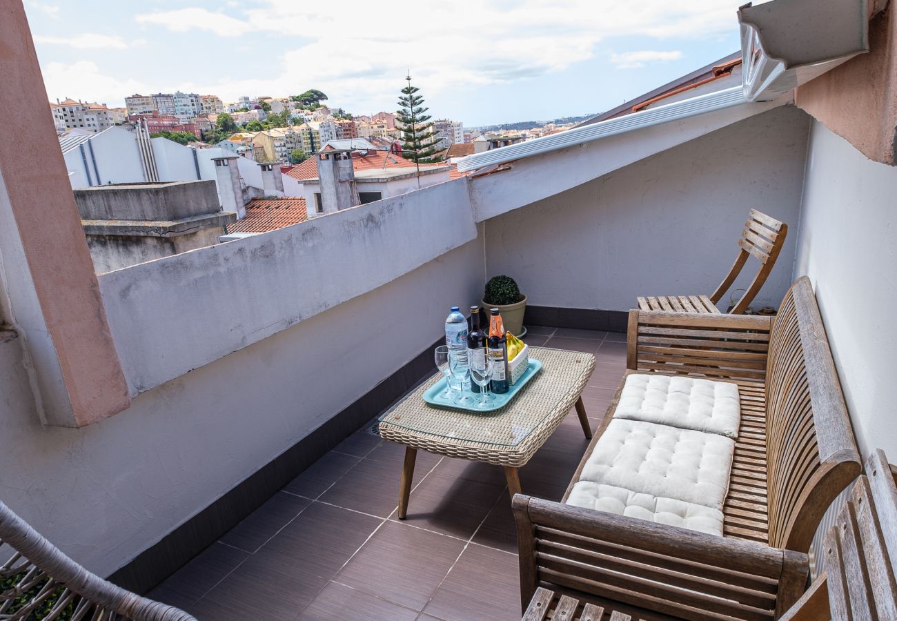 Apartamento em Lisboa - Apartamento Central 4Q/3CB  Vistas | Elevador | Terraço