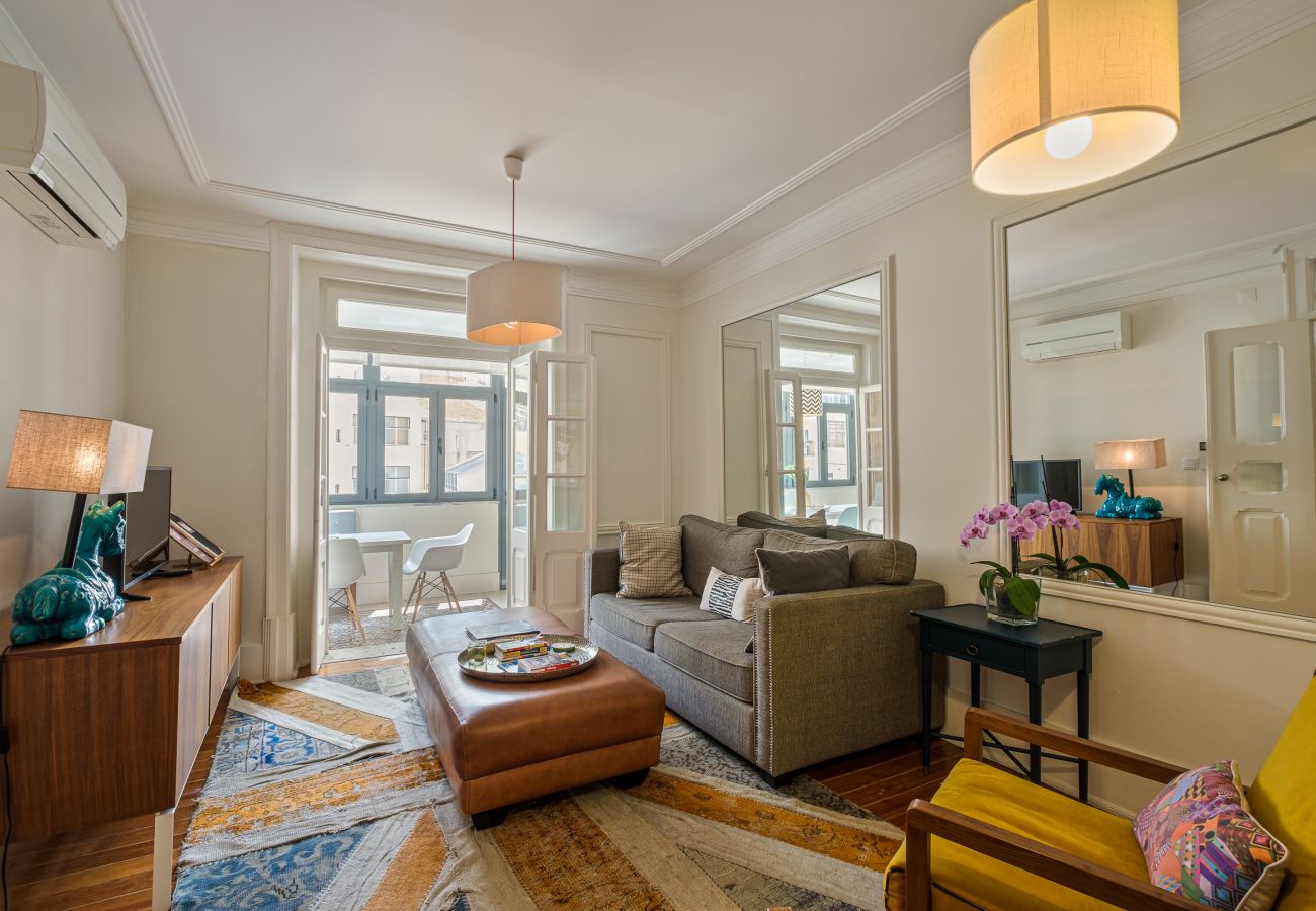 Apartamento em Lisboa - Apartamento Central 4Q/3CB  Vistas | Elevador | Terraço