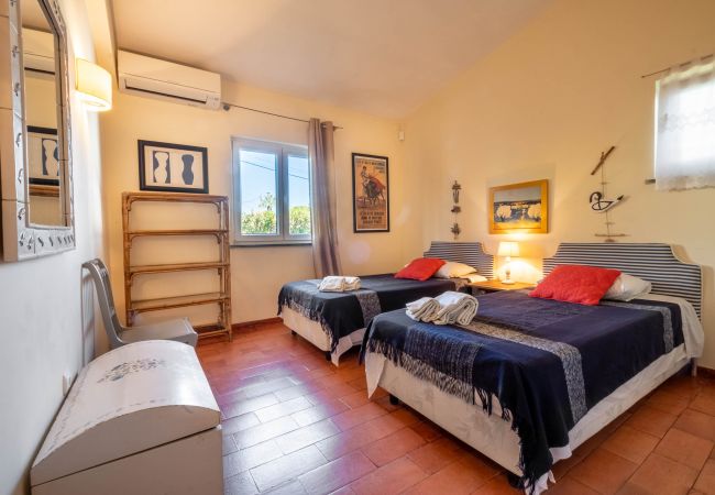 Villa in Quarteira - Villa Morbey - Algarve Villa in Quarteira - Villa Morbey - Algarve