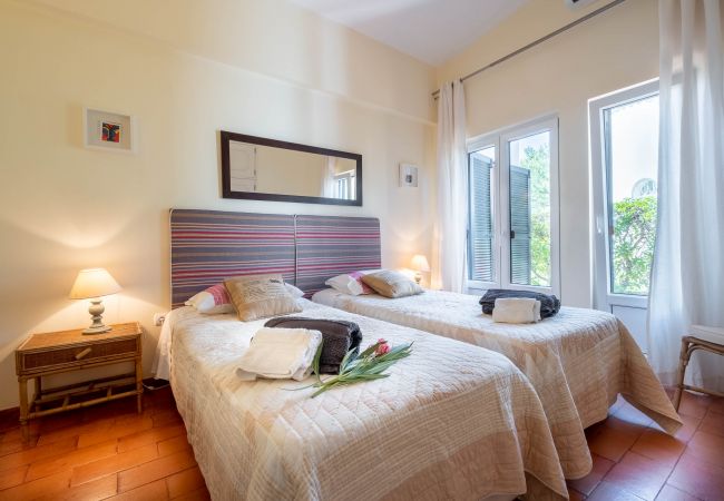 Villa in Quarteira - Villa Morbey - Algarve Villa in Quarteira - Villa Morbey - Algarve