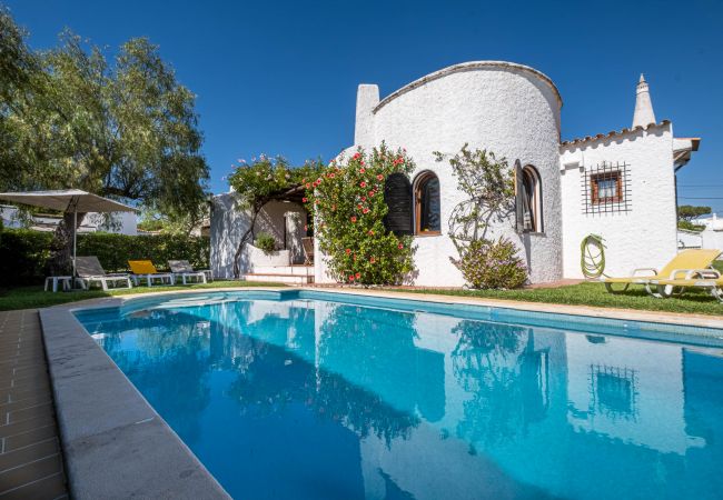 Villa/Dettached house in Quarteira - Villa Morbey - Algarve