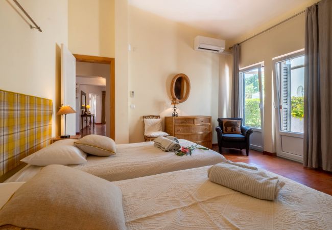 Villa in Quarteira - Villa Morbey - Algarve Villa in Quarteira - Villa Morbey - Algarve