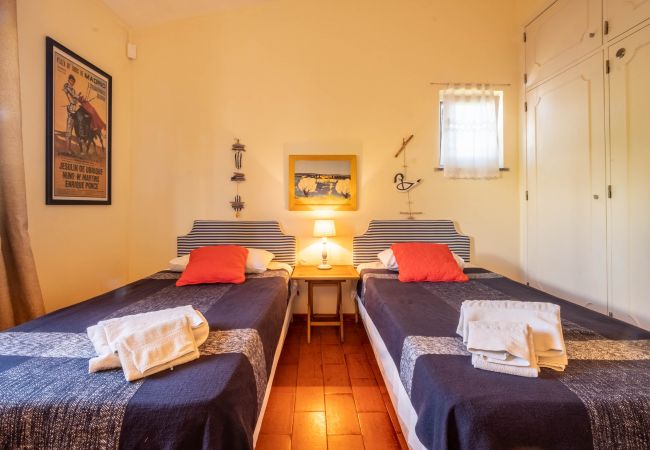 Villa in Quarteira - Villa Morbey - Algarve Villa in Quarteira - Villa Morbey - Algarve