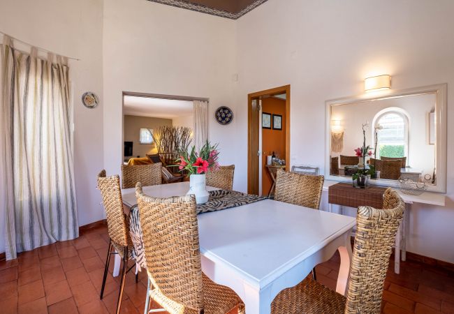 Villa in Quarteira - Villa Morbey - Algarve Villa in Quarteira - Villa Morbey - Algarve