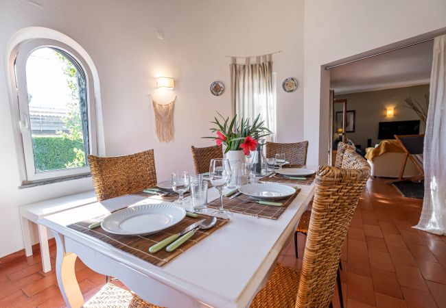 Villa in Quarteira - Villa Morbey - Algarve Villa in Quarteira - Villa Morbey - Algarve