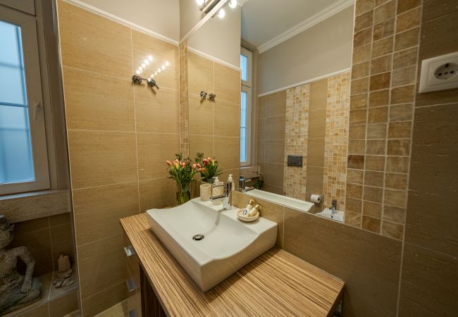 Apartment in Lisboa - Central Elegant Spacious Apartment in Baixa 107 Apartment in Lisboa - Central Elegant Spacious Apartment in Baixa 107