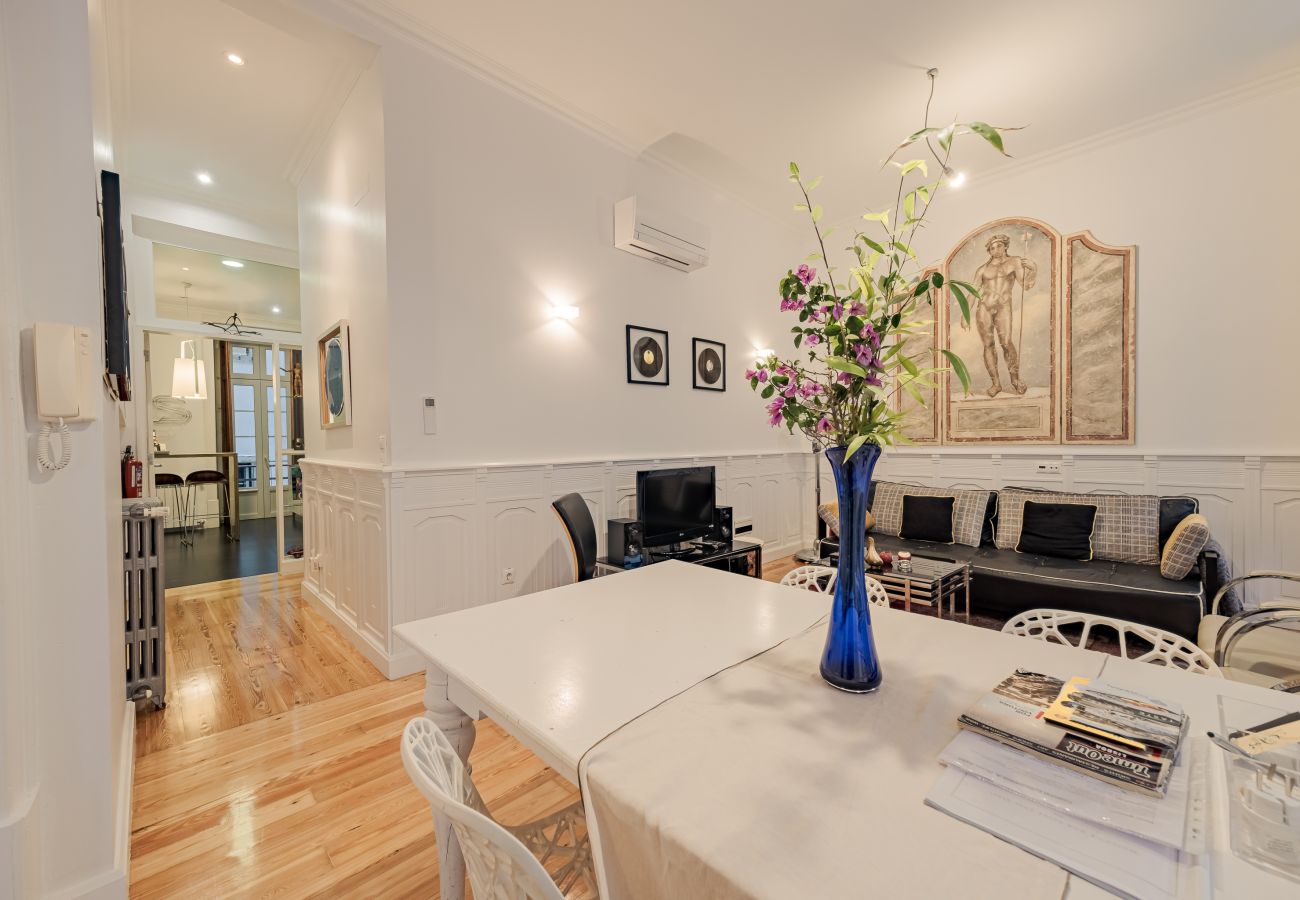 Living room fully equipped with air conditioning