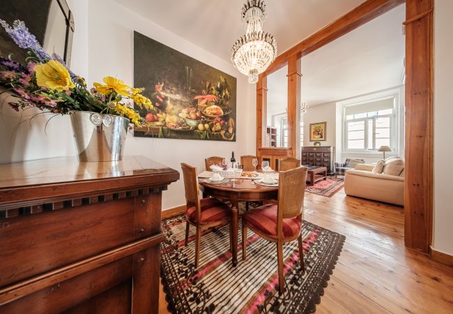 Apartment in Lisbon - Great Apartment in the Old Town VI