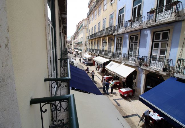 Apartment in Lisbon - Beautiful apartment in the Old Town Center