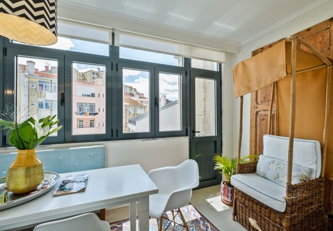 Apartment in Lisbon - Beautiful and Spacious apartment with Terrace