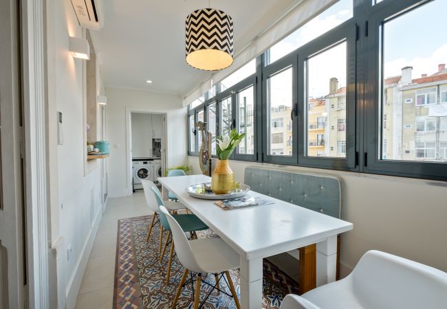 Apartment in Lisbon - Beautiful and Spacious apartment with Terrace