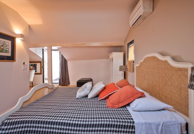 Apartment in Lisboa - Beautiful and Spacious apartment with Rooftop Apartment in Lisboa - Beautiful and Spacious apartment with Rooftop
