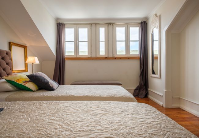 Apartment in Lisboa - Beautiful and Spacious apartment with Rooftop Apartment in Lisboa - Beautiful and Spacious apartment with Rooftop
