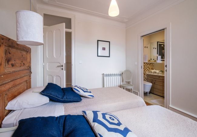 Apartment in Lisboa - Beautiful and Spacious apartment with Rooftop Apartment in Lisboa - Beautiful and Spacious apartment with Rooftop
