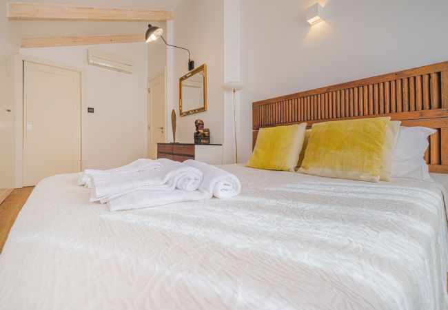 Apartment in Lisboa -  Fabulous Apartment with River & Town View  Apartment in Lisboa -  Fabulous Apartment with River & Town View