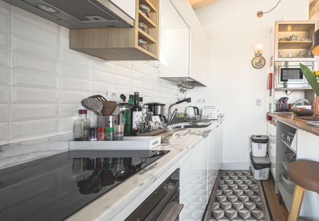 Apartment in Lisboa -  Fabulous Apartment with River & Town View  Apartment in Lisboa -  Fabulous Apartment with River & Town View