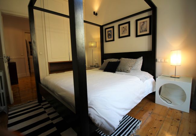 Apartment in Lisbon - Great Apartment in the Old Town I