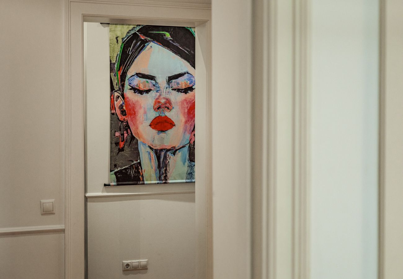 Apartment in Lisbon - Central Inviting and Spacious Family Apartment in Baixa 107